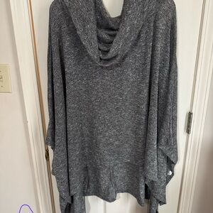 Hayden Gray‎ Cowl Neck Poncho Top | Draped Batwing Sleeve